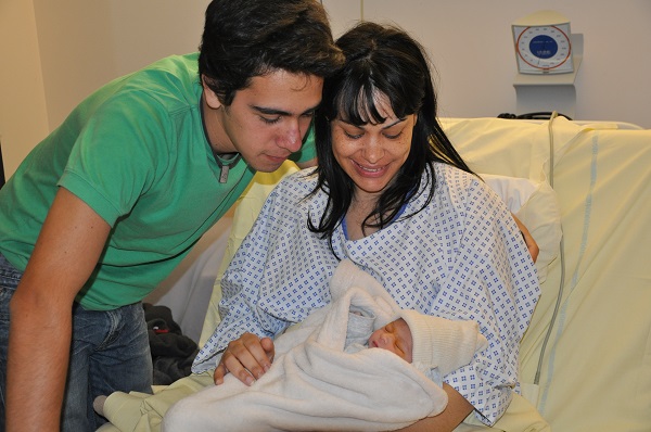 Con Leo y su hermanita que acababa de nacer