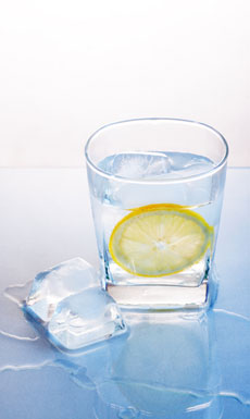 tomar-agua-para-adelgazar